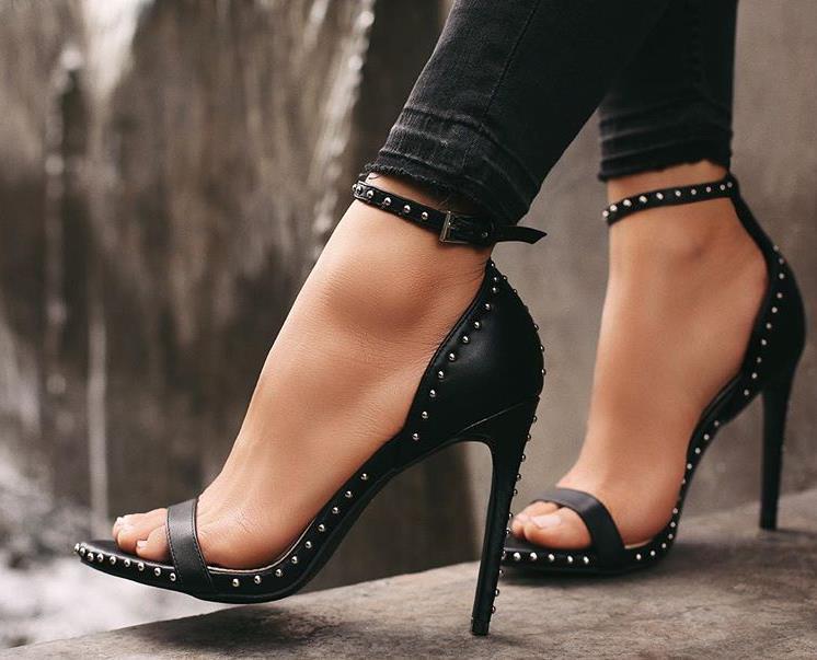 rivet stiletto